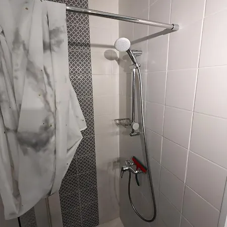 Joli Proche Des Thermes * إيكس ليه با