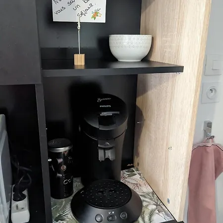 Joli Proche Des Thermes Lägenhet