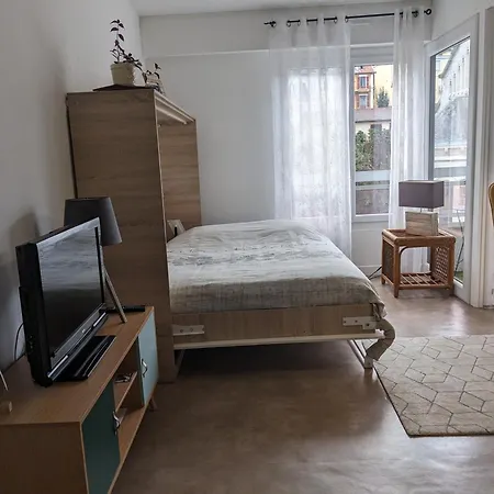 Joli Proche Des Thermes