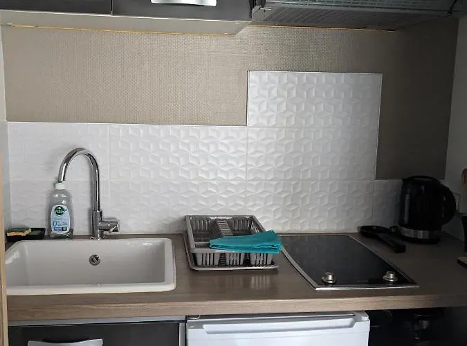 Joli Proche Des Thermes Apartment